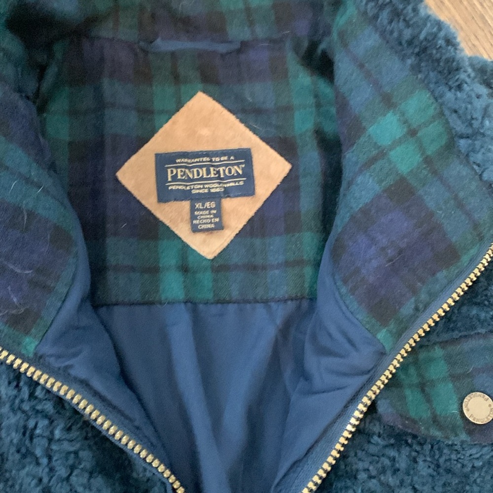Pendleton Jacket - image 6